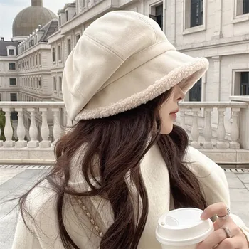 барета шапки за жени зимни осмоъгълни шапки на открито топло дебела барета широка периферия ветроупорни капачки дебели плюс кадифе агнешко коса капачки