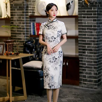 Елегантен мандарин яка отпечатани жакард сатен Cheongsam ръчно изработени копчета къс ръкав Qipao китайски жени рокля
