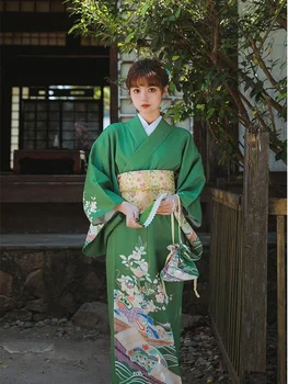 Япония стил жените традиционни кимоно зелен цвят флорални щампи официална рокля реколта фотография носят косплей костюм
